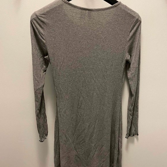 H&M Grey ribbed dress - Picture 4 of 4